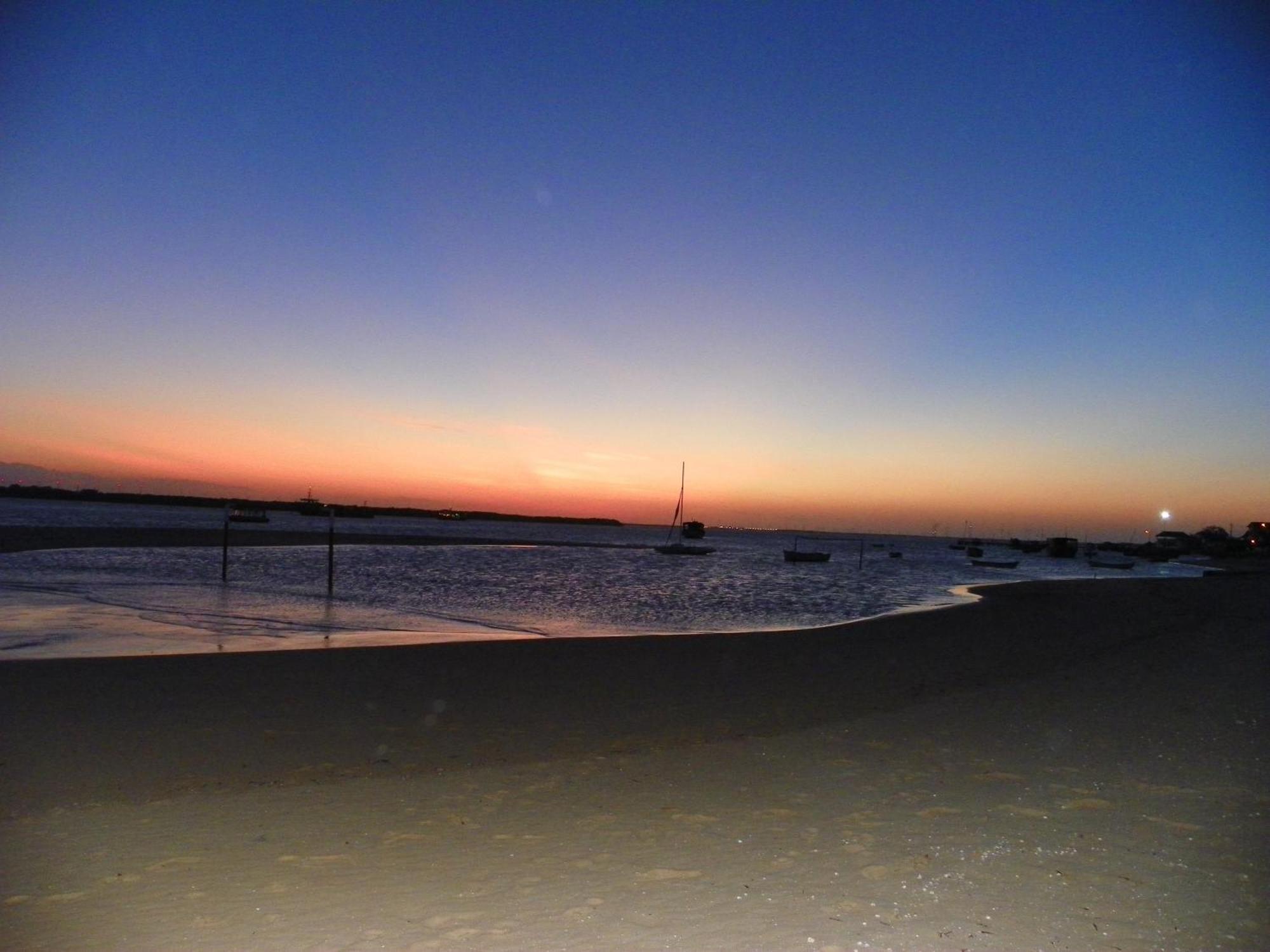 Amagali Pousada Galinhos Bagian luar foto